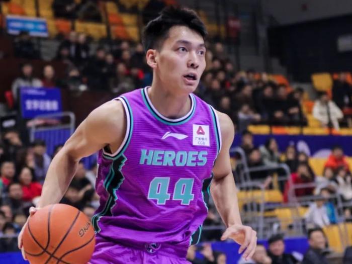 山东85:75埃及！陈培东米艾力轰31分，王证惊喜，2人今夏或离队！